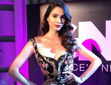 Ηλιάνα Παπαγεωργίου: «Δίδυμη αδερφή» της Καλομοίρας σε εξώφυλλο περιοδικού 8 χρόνια πριν (φώτο)